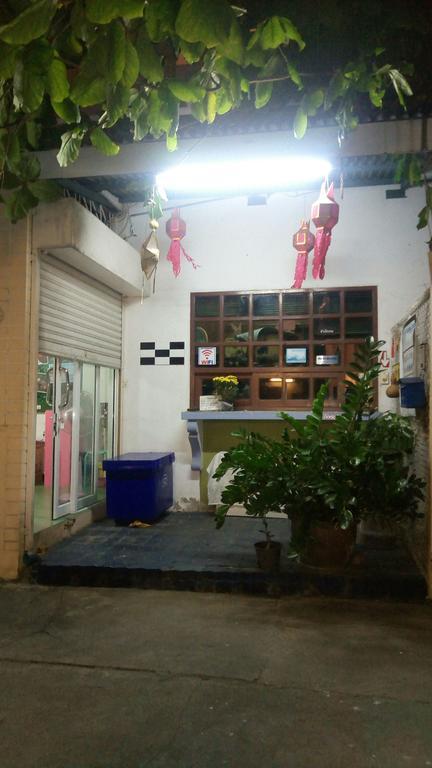Neo Court Hotel Chiang Mai Exterior photo